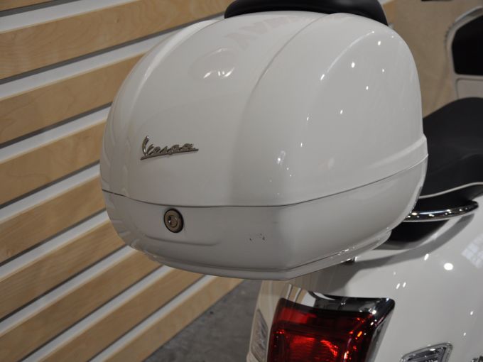 PIAGGIO VESPA 125 GTS 4