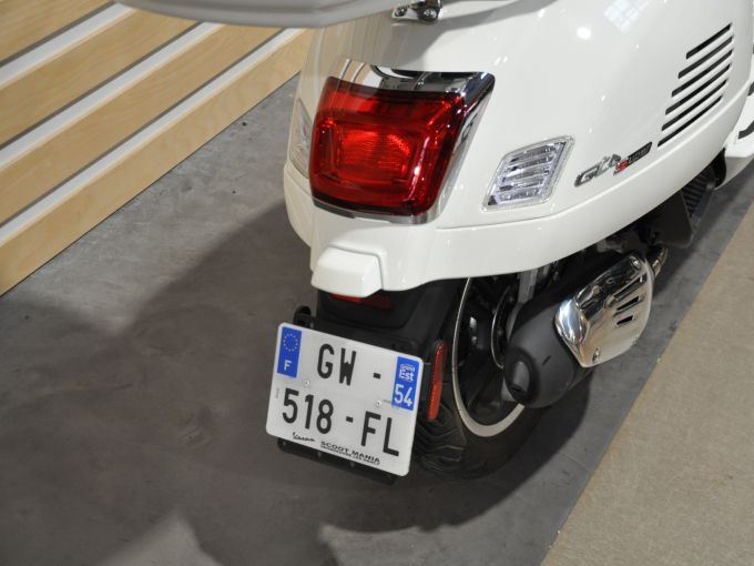 PIAGGIO VESPA 125 GTS 4