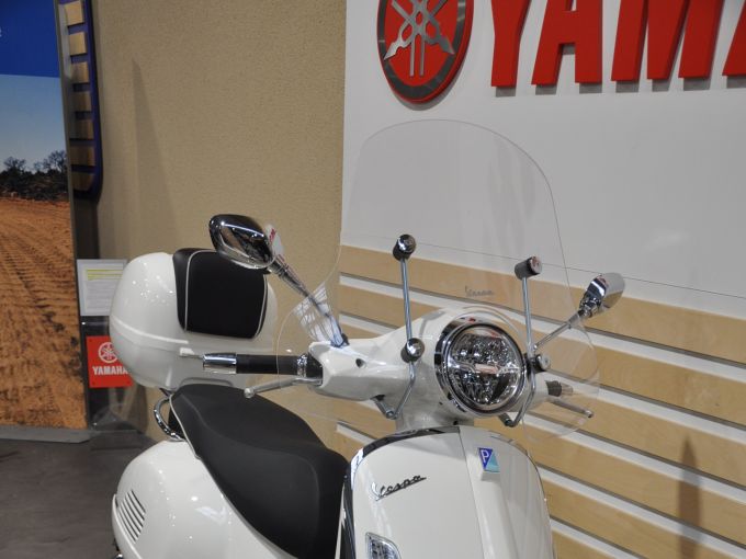 PIAGGIO VESPA 125 GTS 4