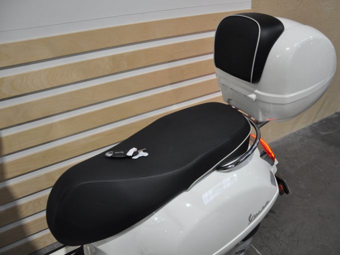 PIAGGIO VESPA 125 GTS 4