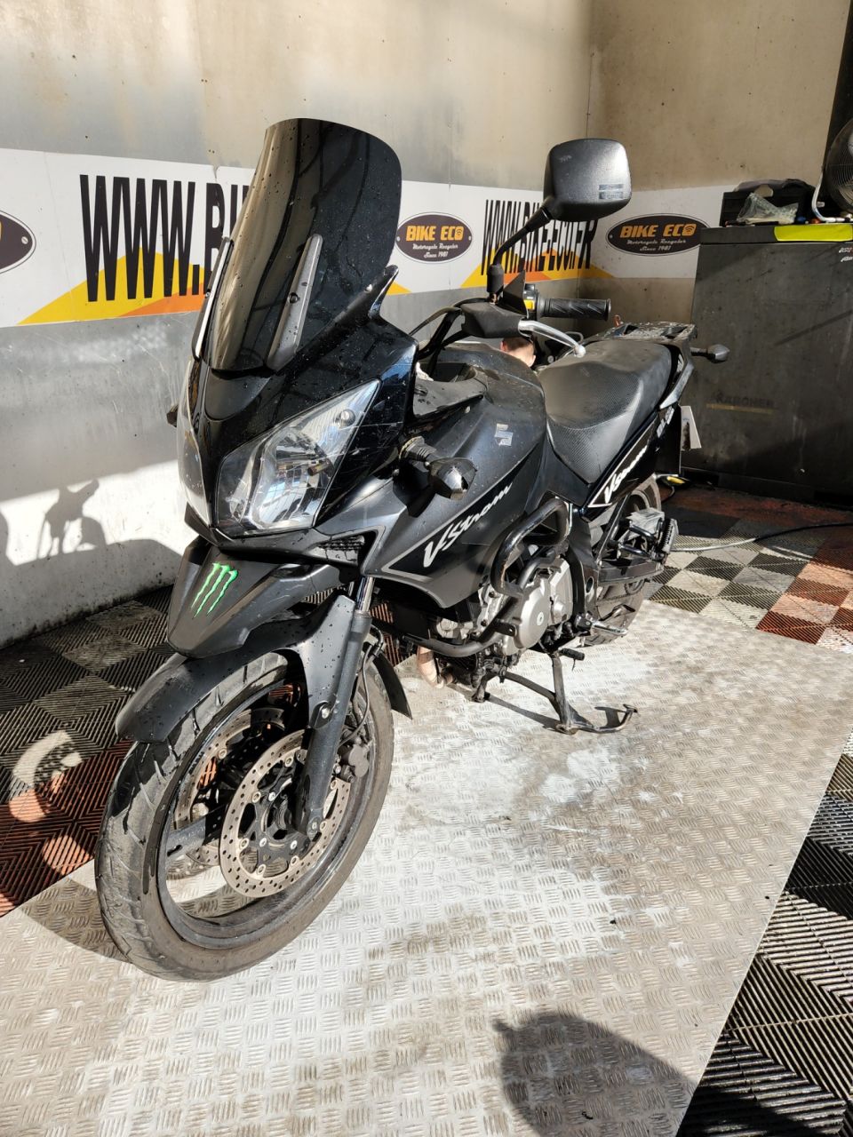 SUZUKI DL V-STROM 650 A2 4