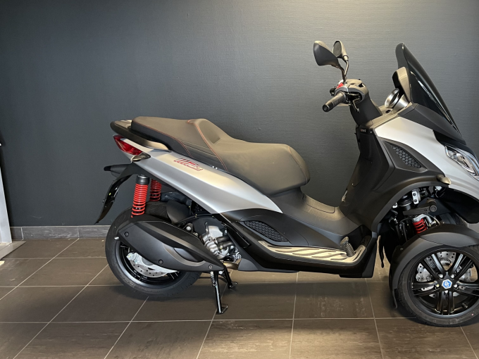 PIAGGIO MP3 300 HPE ABS ASR EURO5 4