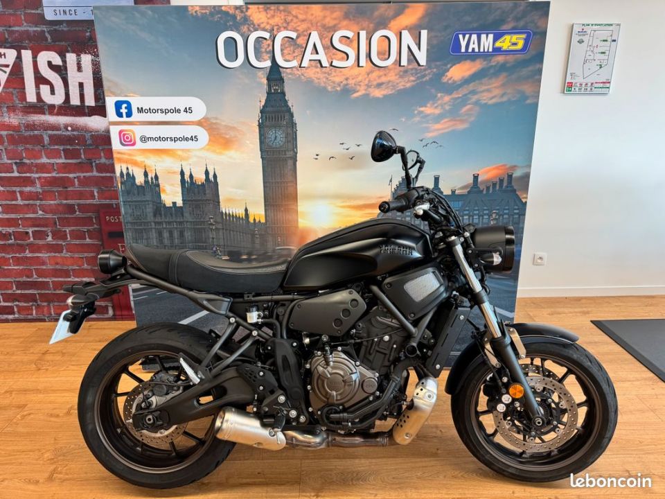 YAMAHA XSR 700 4