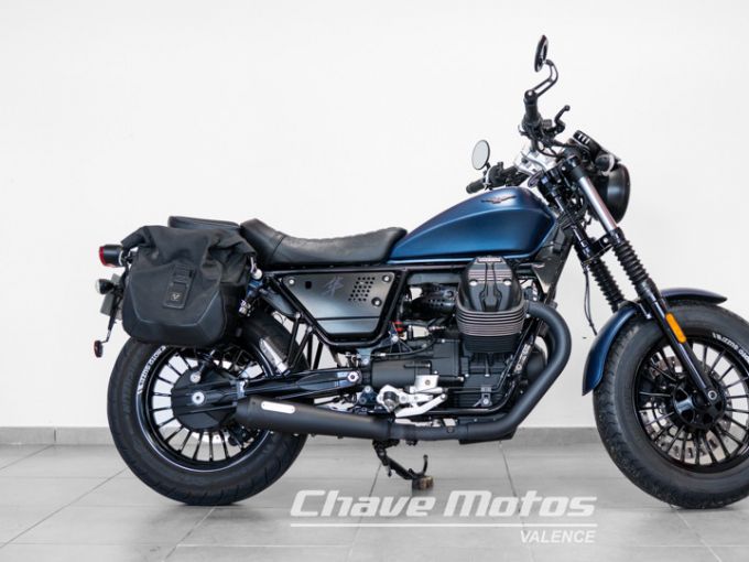 MOTO GUZZI V9 Bobber 850 4