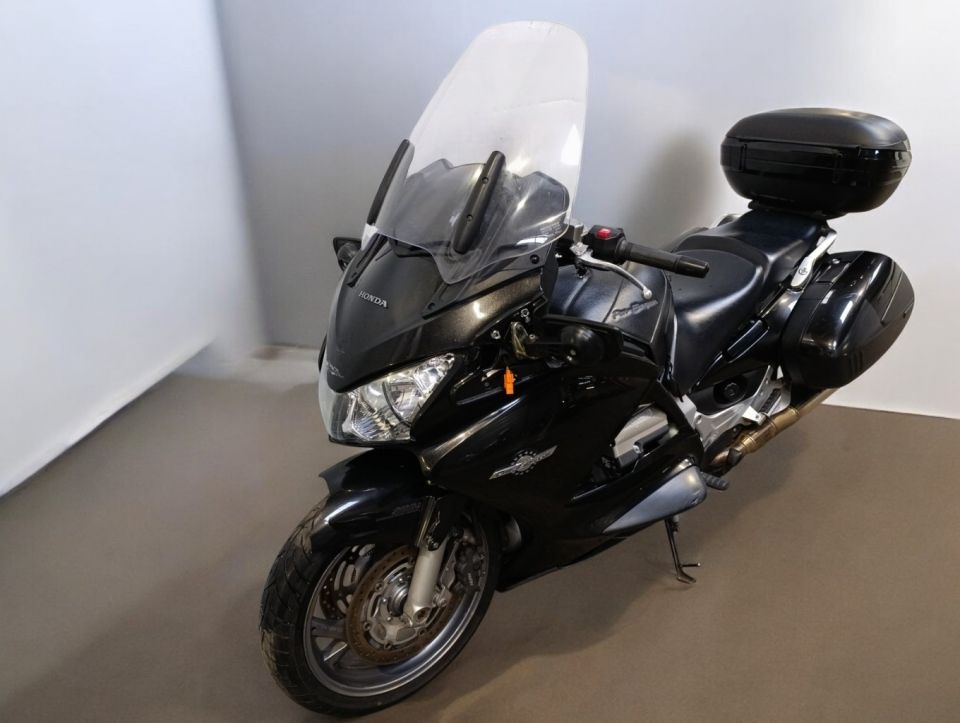 HONDA ST 1300 PAN EUROPEAN 4