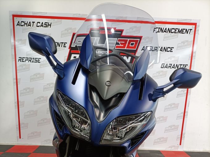 YAMAHA FJR 1300 AE 4