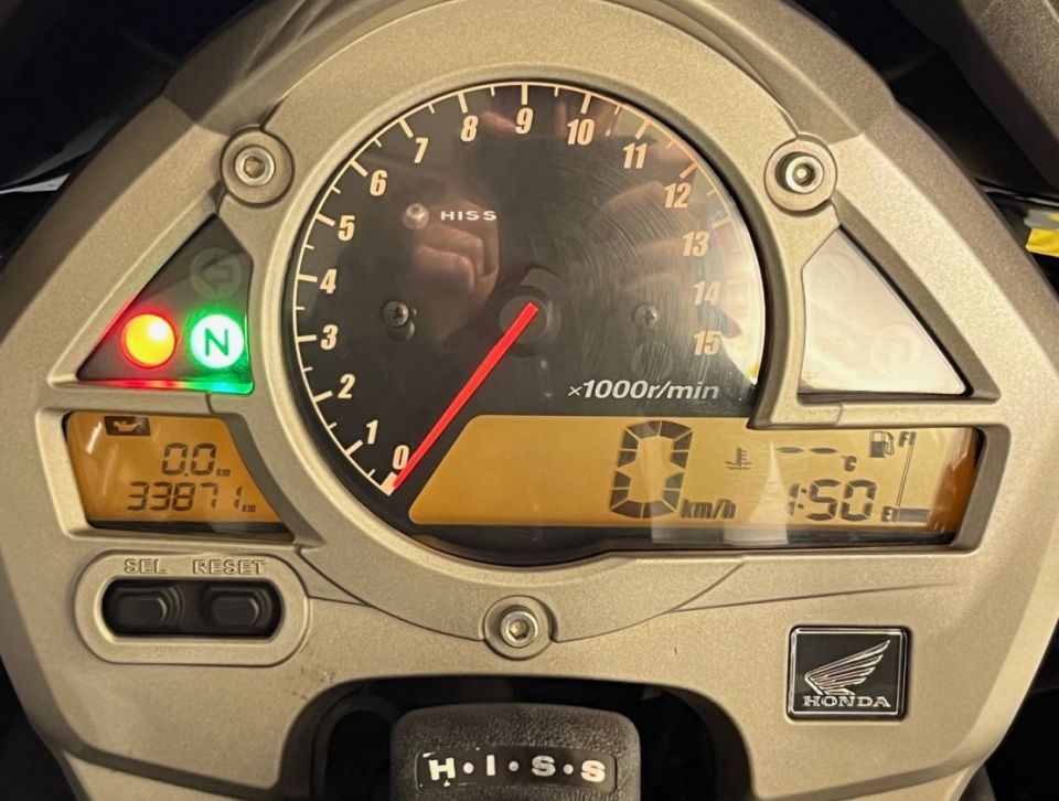 HONDA CB 600 F HORNET 4