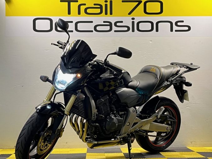 HONDA CB 600 F HORNET 4