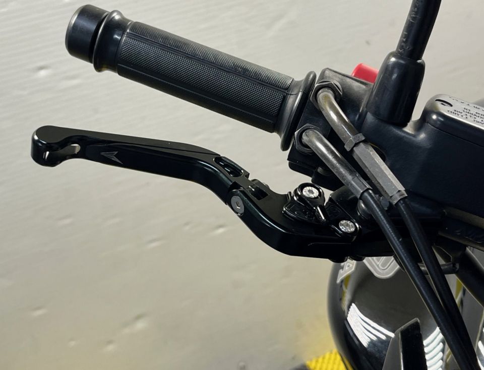 HONDA CB 600 F HORNET 4