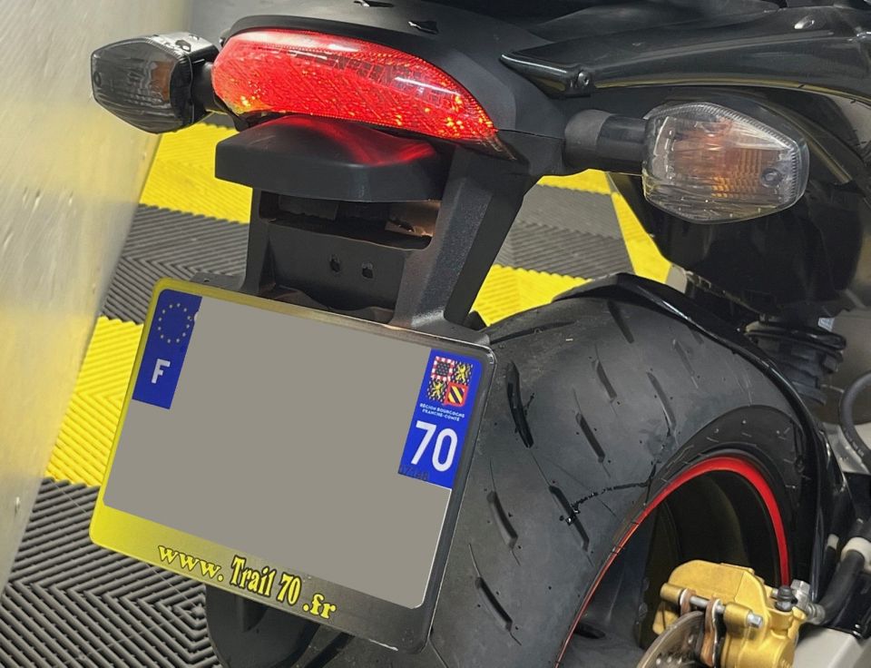 HONDA CB 600 F HORNET 4