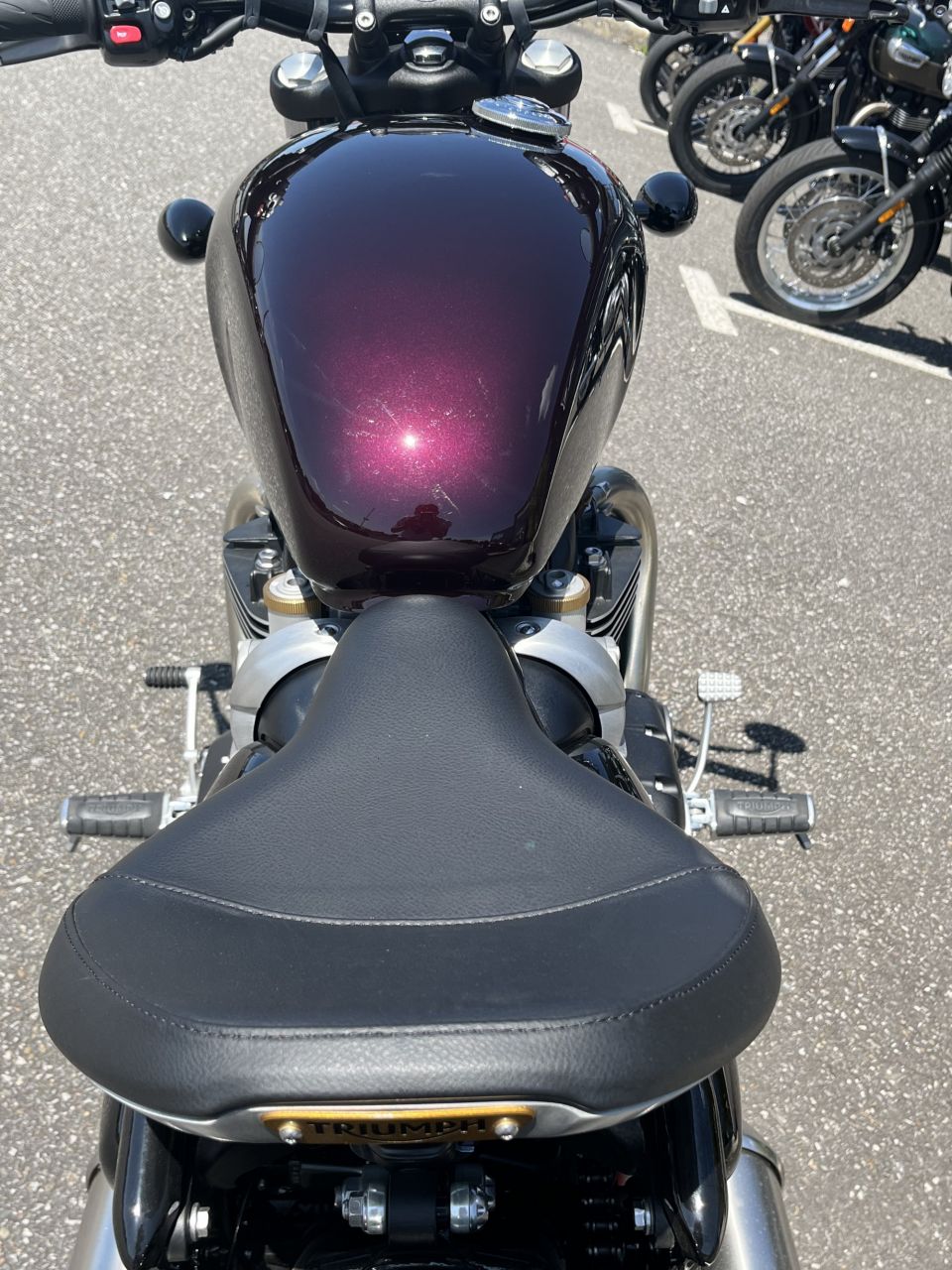 TRIUMPH Bonneville Bobber 1200 4