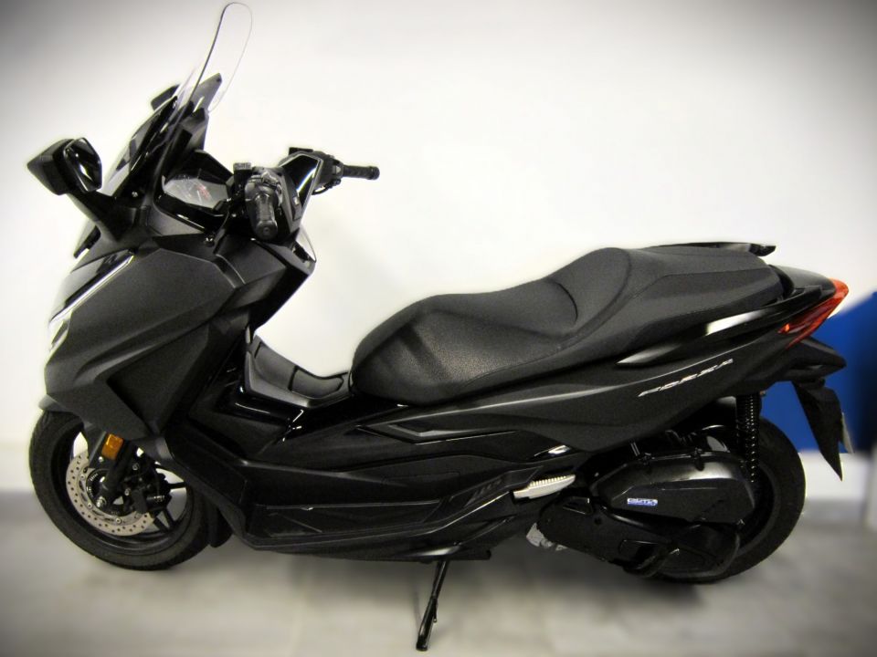 HONDA NSS FORZA  125AD 4