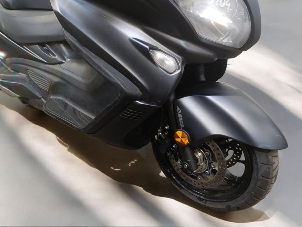 SUZUKI BURGMAN 650 4