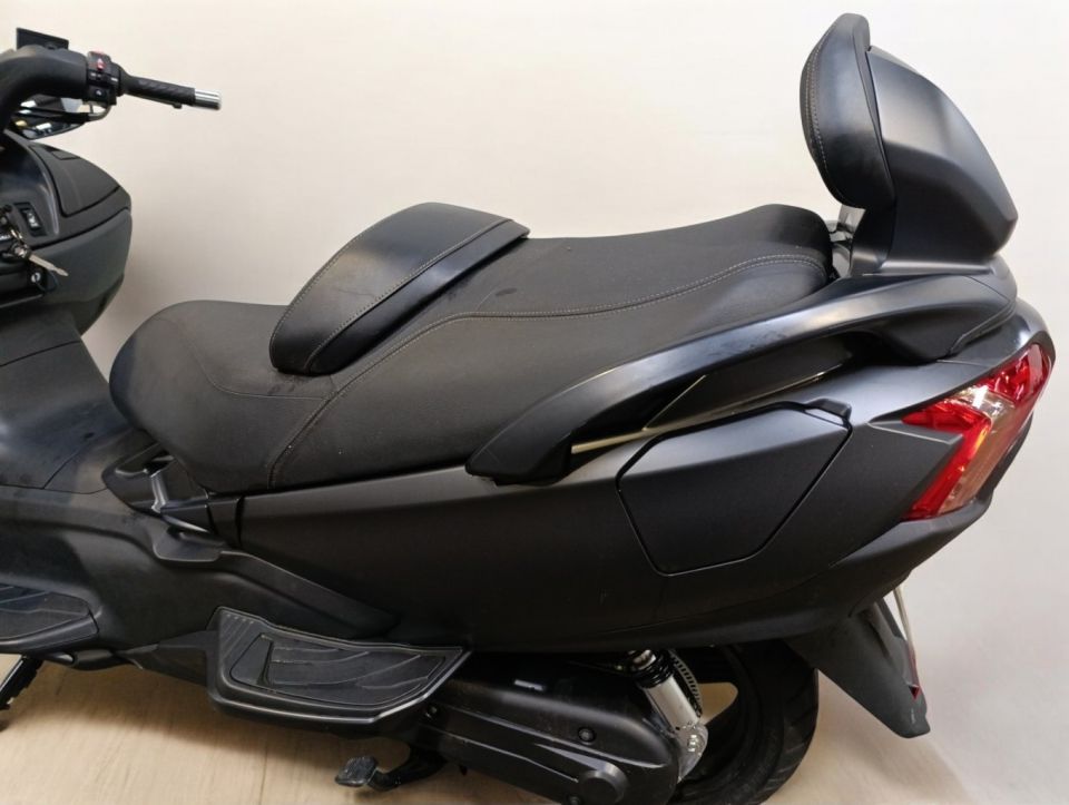 SUZUKI BURGMAN 650 4