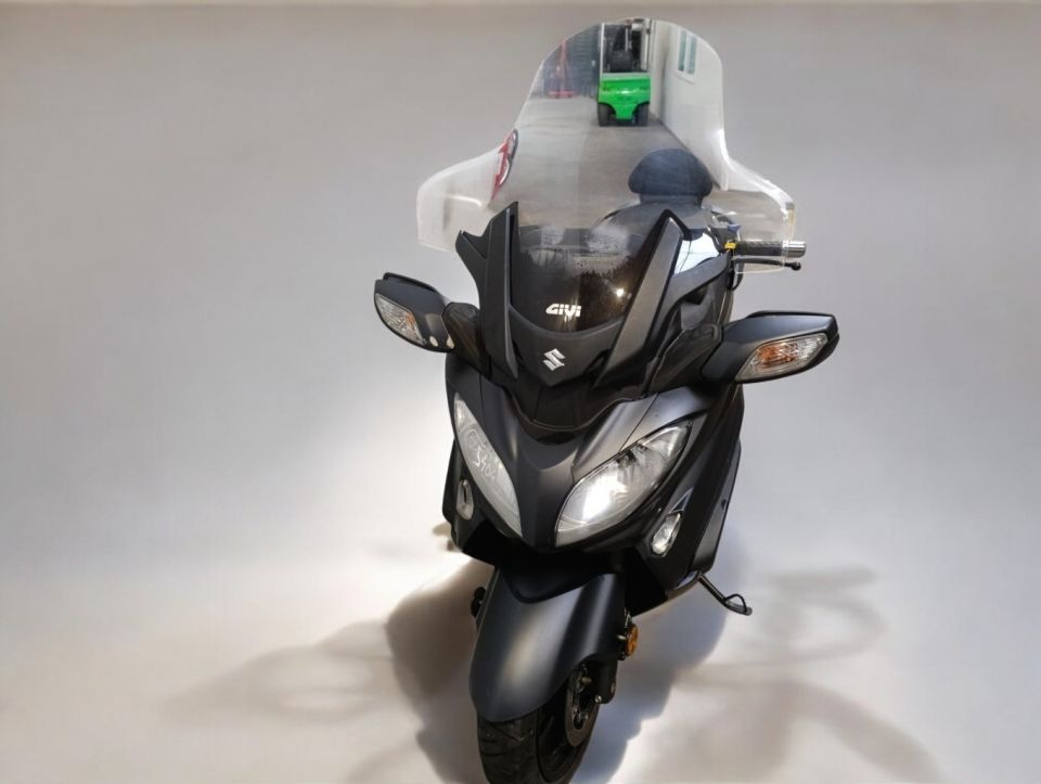 SUZUKI BURGMAN 650 4