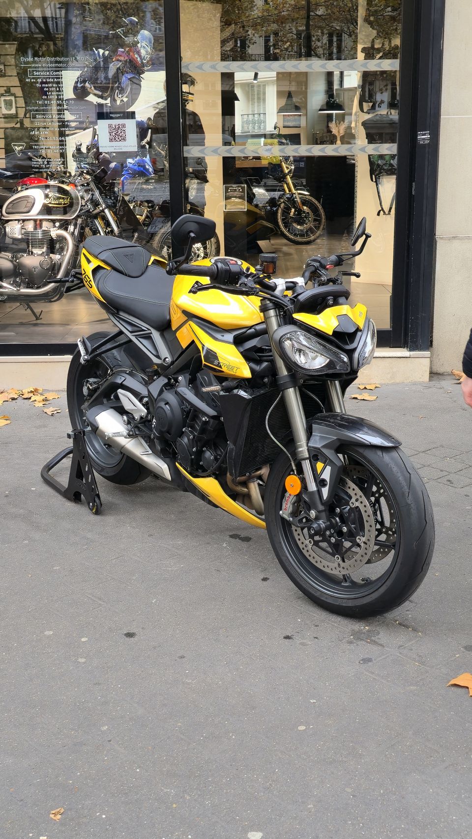 TRIUMPH STREET TRIPLE 765 RS 4