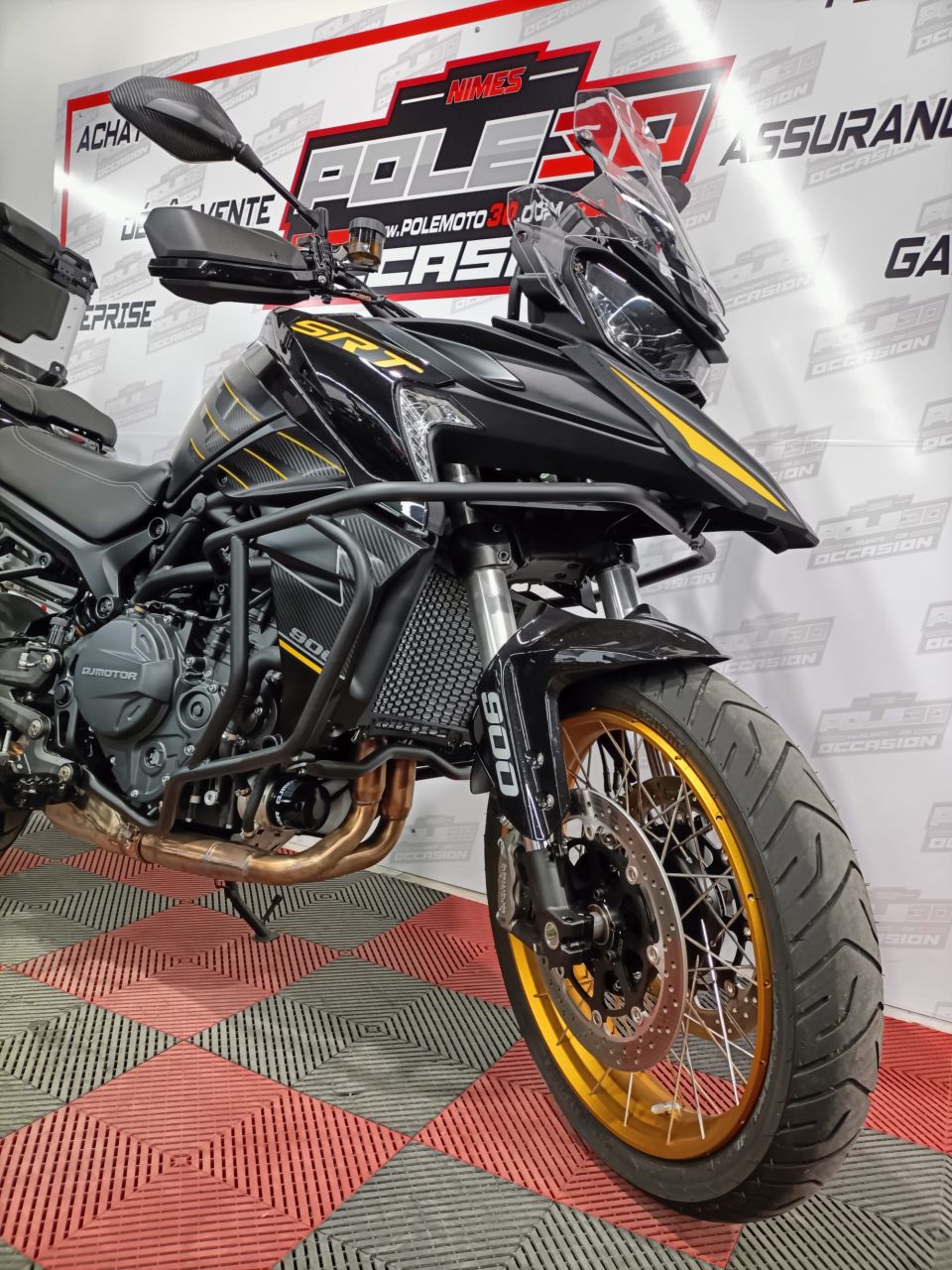 QJ MOTOR SRT 900 SX 4