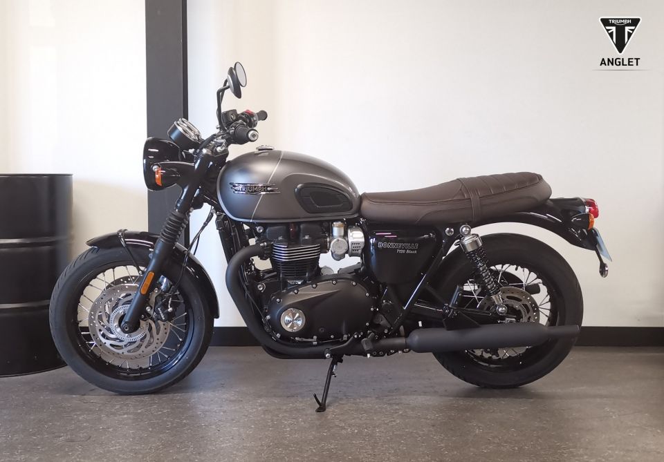 TRIUMPH Bonneville T120 Black 4