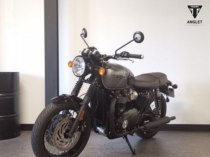 TRIUMPH Bonneville T120 Black 4