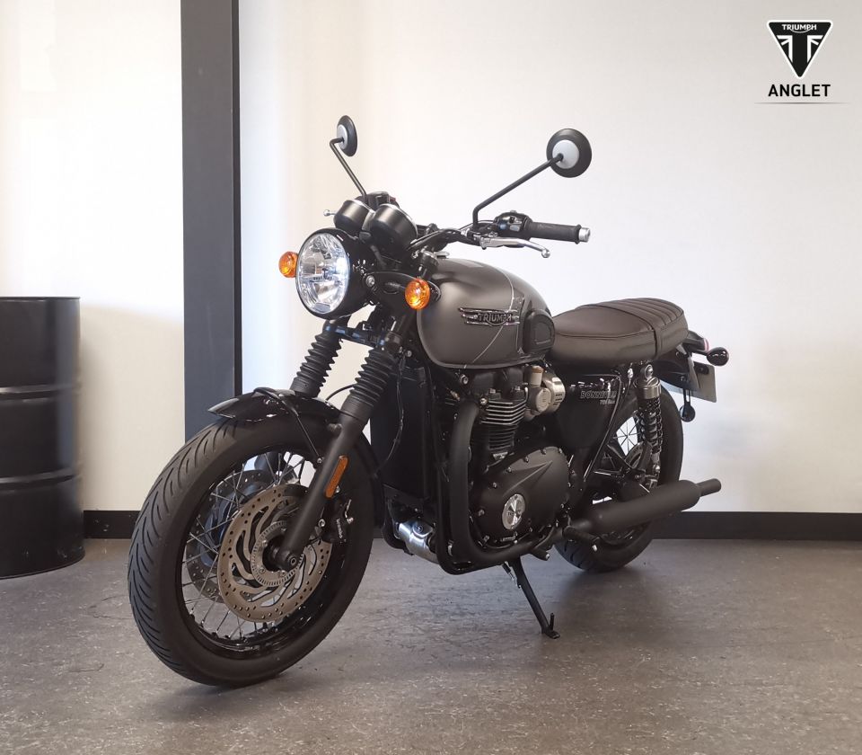 TRIUMPH Bonneville T120 Black 4