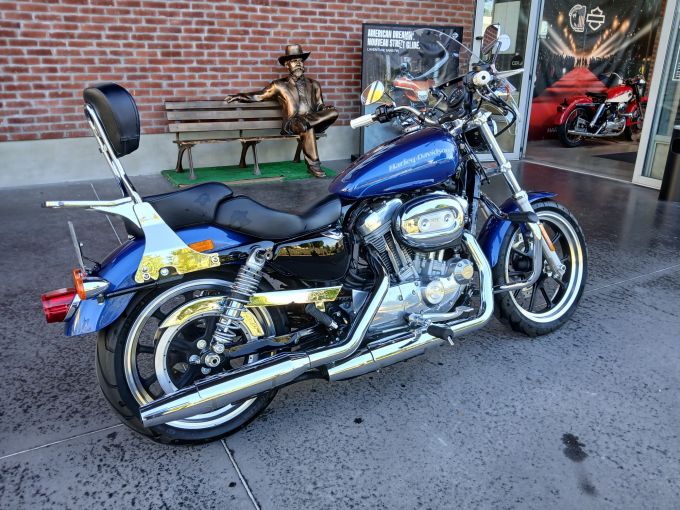 HARLEY-DAVIDSON SPORTSTER 883 LOW 4