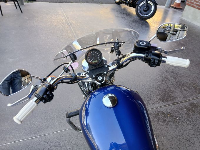 HARLEY-DAVIDSON SPORTSTER 883 LOW 4