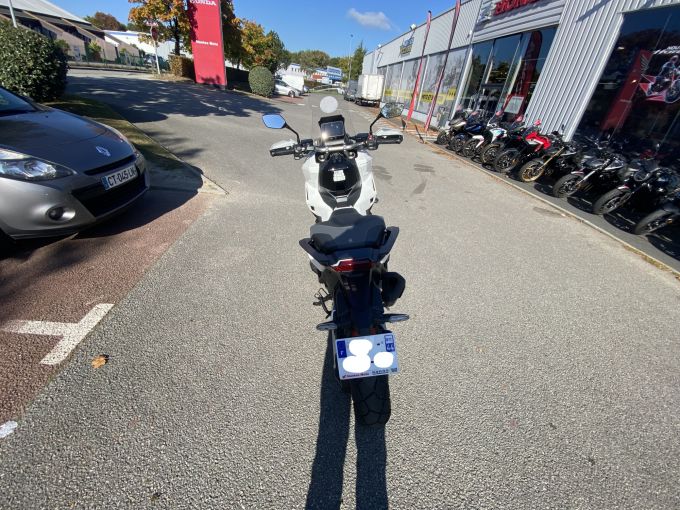 HONDA X-ADV 4
