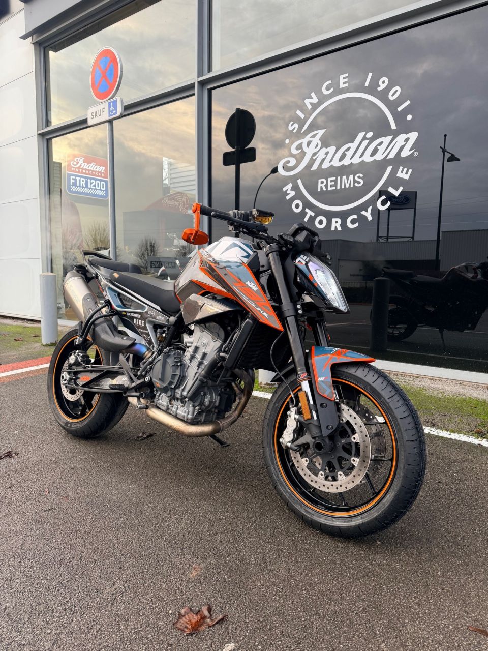 KTM 790 DUKE L 4