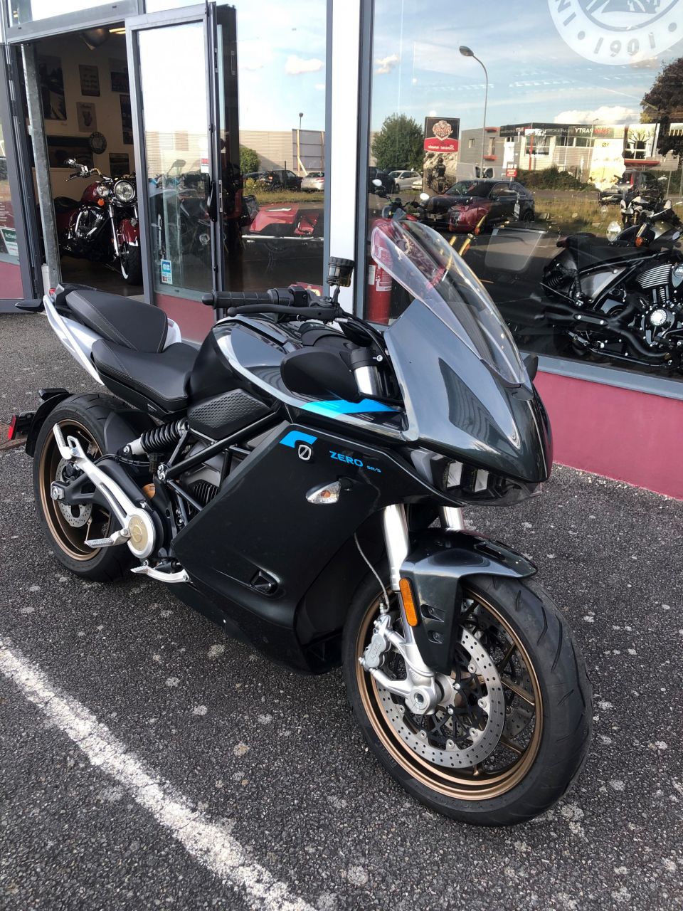 ZERO MOTORCYCLES SR/S 4