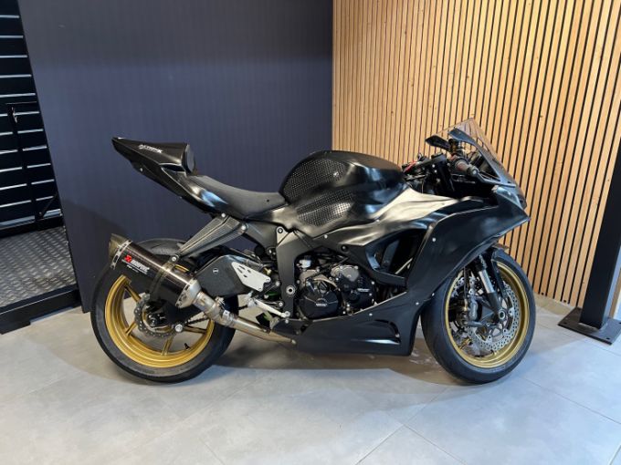 KAWASAKI ZX6R 630 4