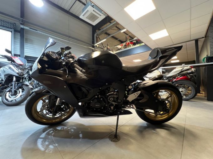 KAWASAKI ZX6R 630 4