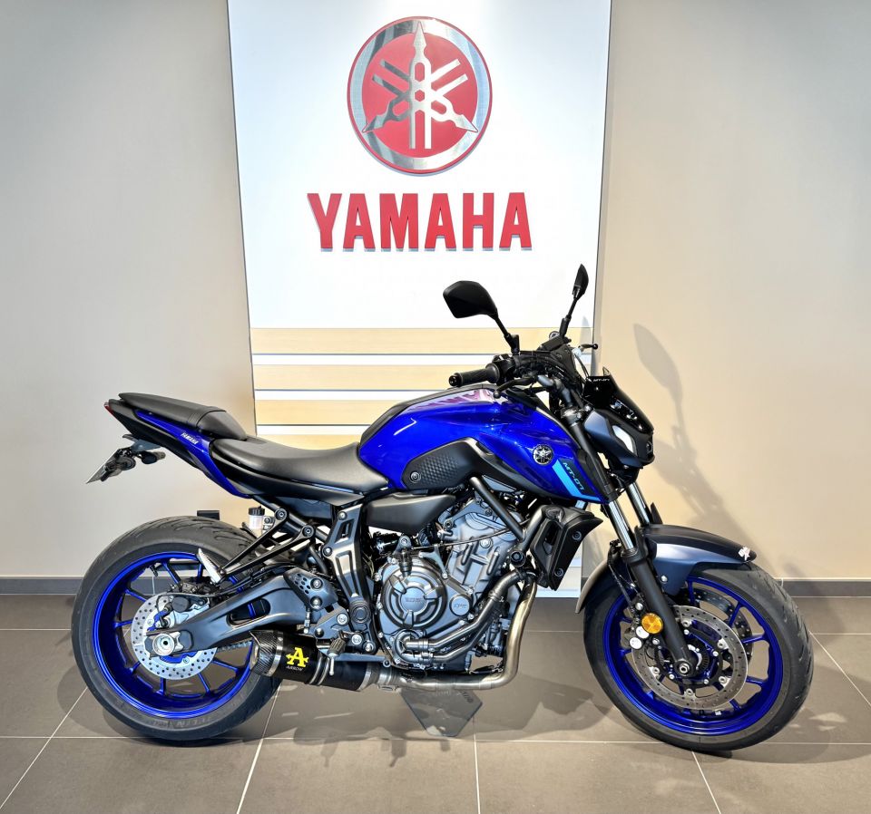 YAMAHA MT-07 (47.5CV) 4