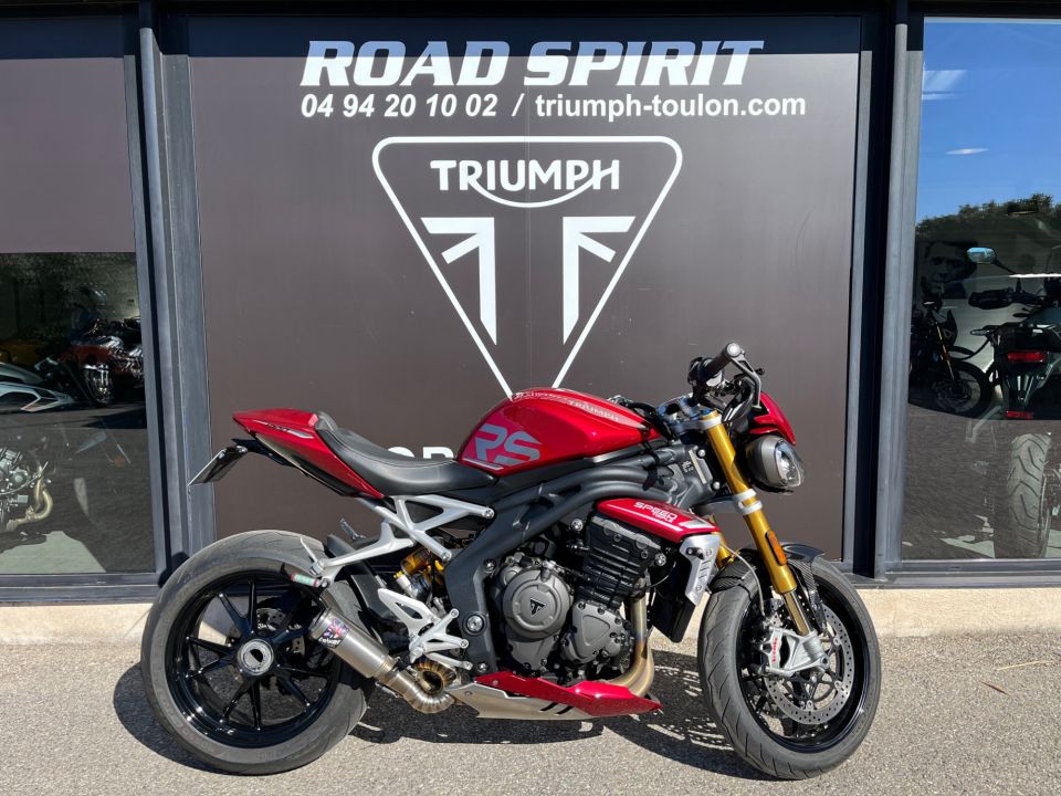 TRIUMPH SPEED TRIPLE 1200 RS 4