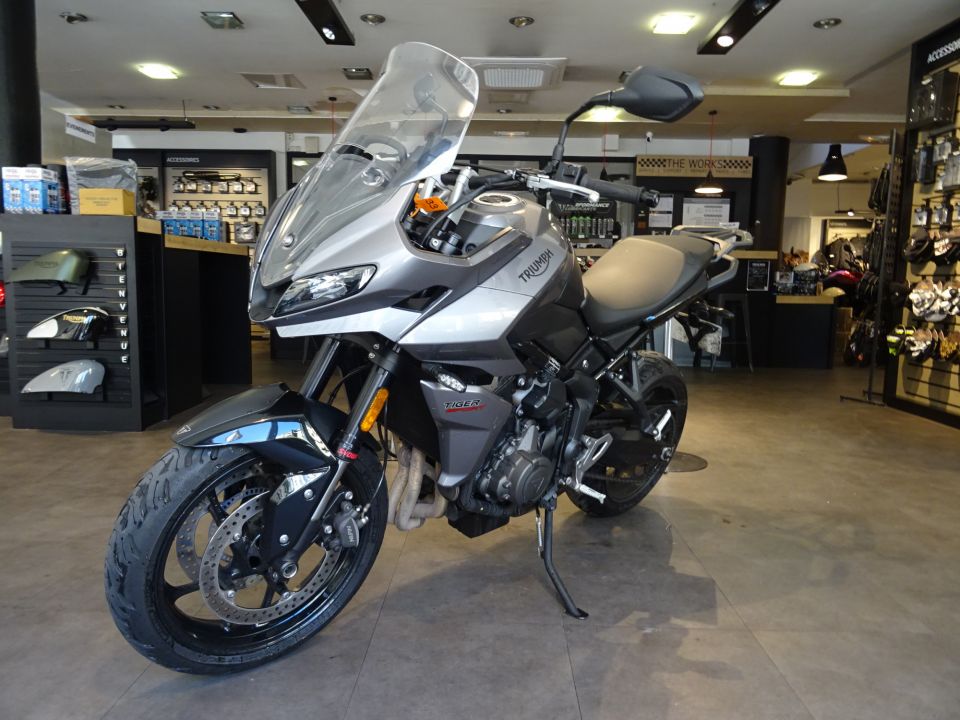 TRIUMPH TIGER SPORT 660 4
