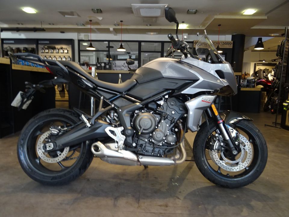 TRIUMPH TIGER SPORT 660 4