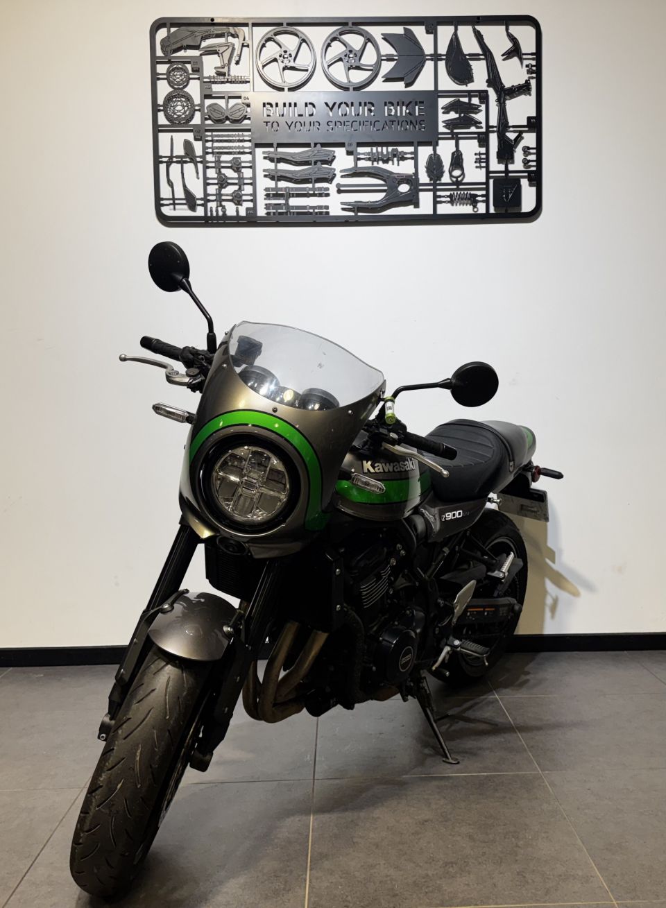 KAWASAKI Z 900 4
