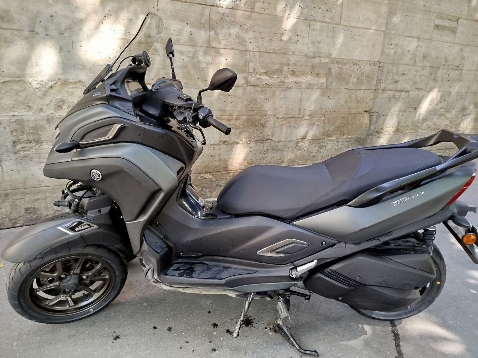 YAMAHA TRICITY 300 4