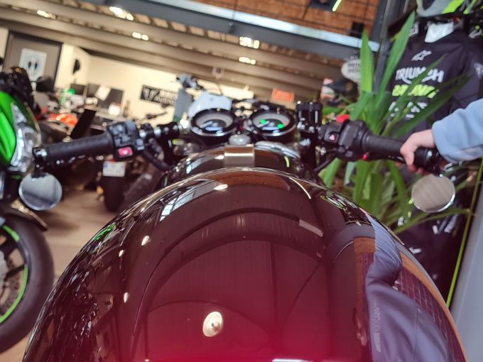 TRIUMPH THRUXTON 1200 RS 4