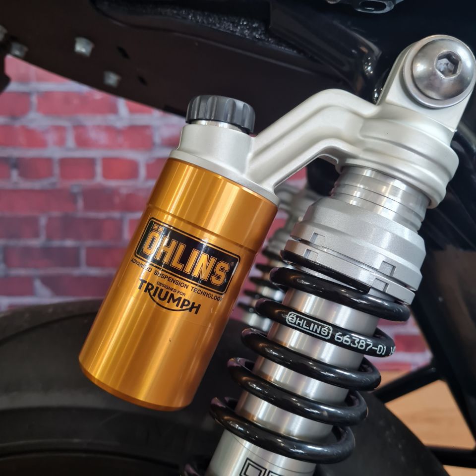 TRIUMPH THRUXTON 1200 RS 4