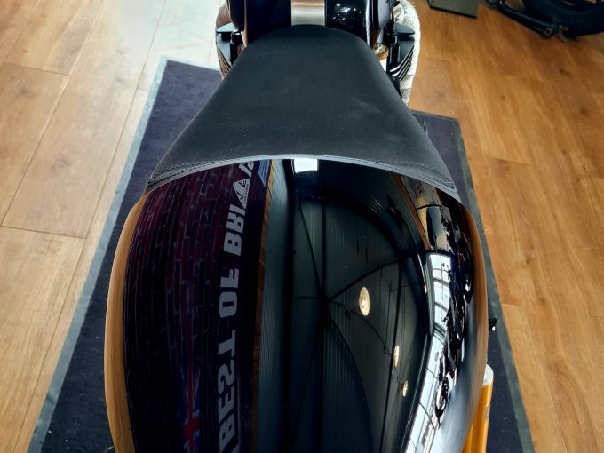 TRIUMPH THRUXTON 1200 RS 4