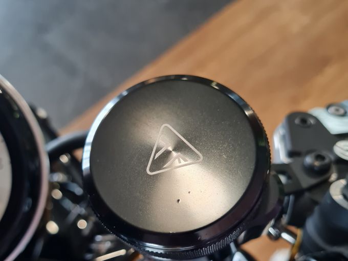 TRIUMPH THRUXTON 1200 RS 4