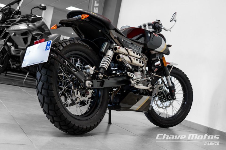 FB MONDIAL HIPSTER 125 ABS 4