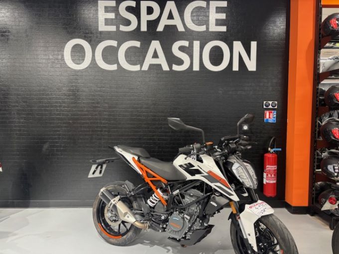 KTM 125 DUKE 4