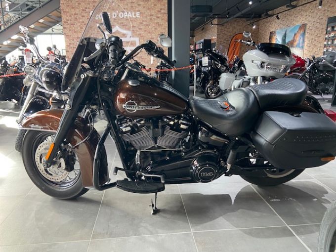HARLEY-DAVIDSON SOFTAIL HERITAGE 1868 CLASSIC 4