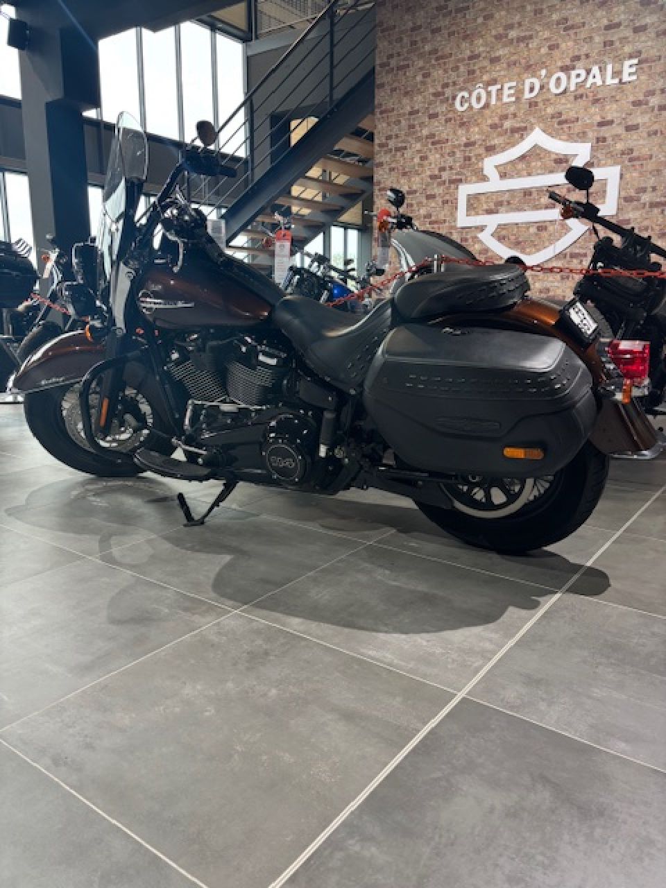 HARLEY-DAVIDSON SOFTAIL HERITAGE 1868 CLASSIC 4