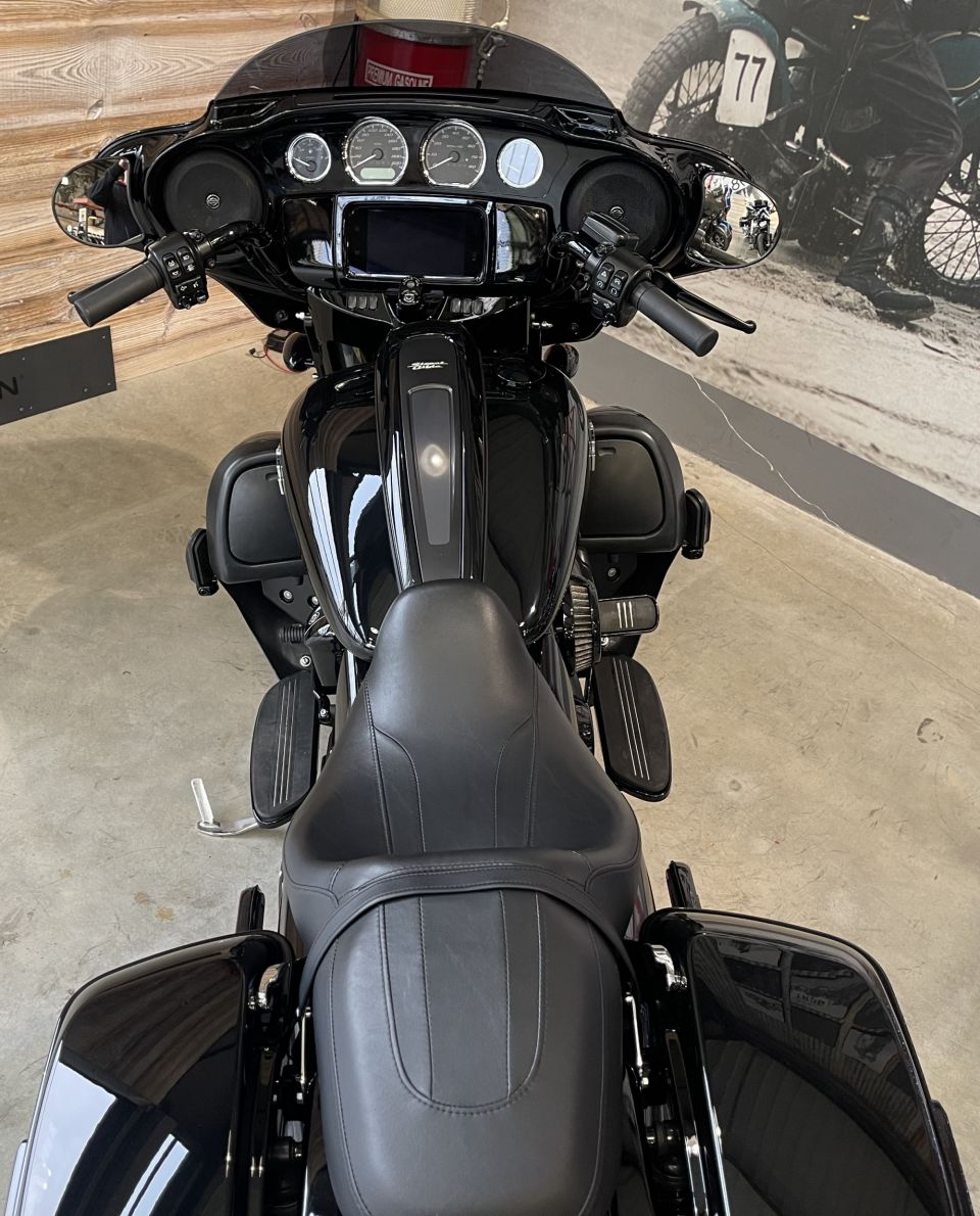 HARLEY-DAVIDSON TOURING STREET GLIDE 1868 SPECIAL 4