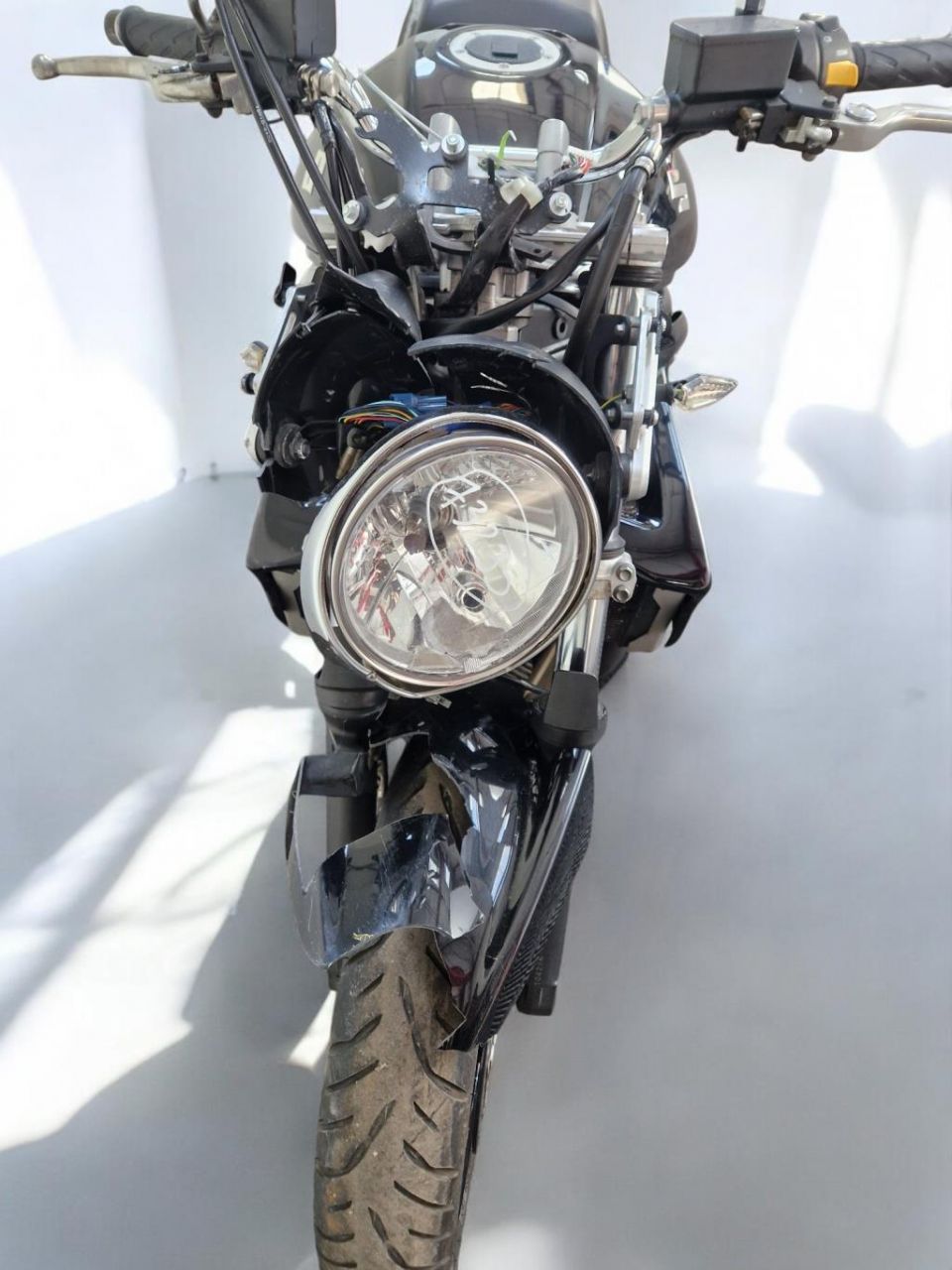 SUZUKI GSF 650 N BANDIT 4