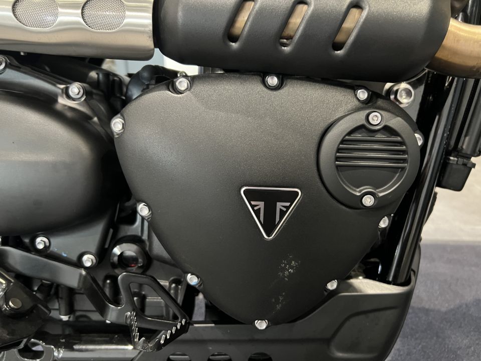 TRIUMPH SCRAMBLER 900 4