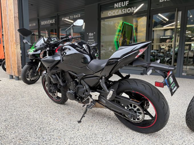 KAWASAKI Z 650 (47.5CV) 4