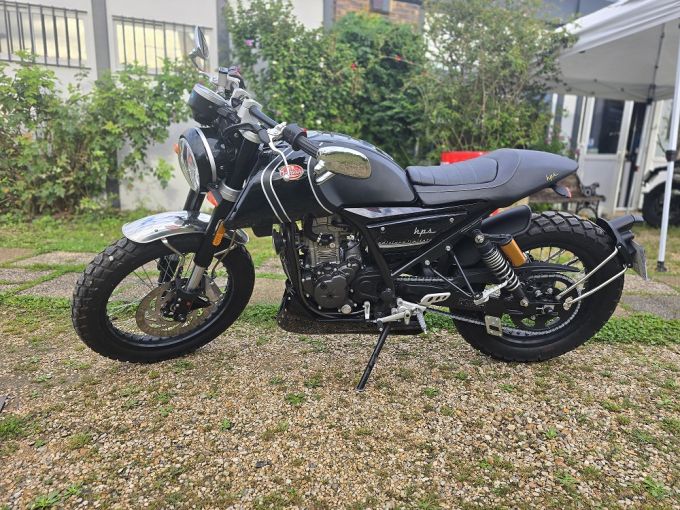 FB MONDIAL HPS 125 HIPSTER 4